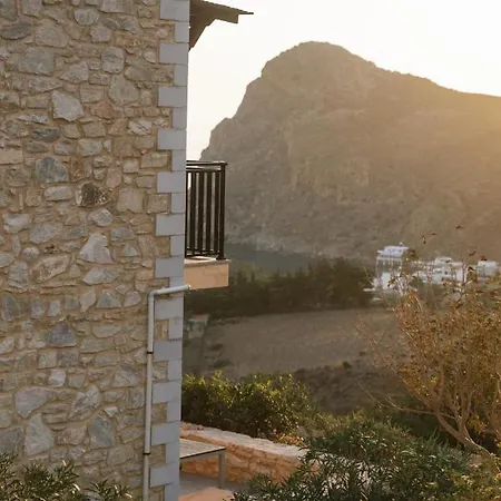 Hideaway Southcrete *