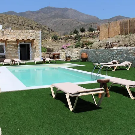 Hideaway Southcrete Léntas