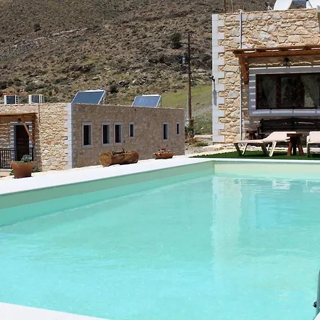 Hideaway Southcrete *